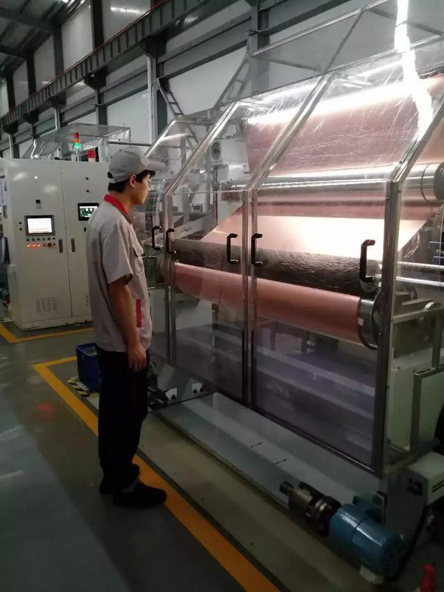  铜博科技4.5μm超薄双光锂电池专用箔正式面世