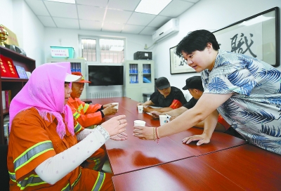 渴了累了，请进“暖心驿站”