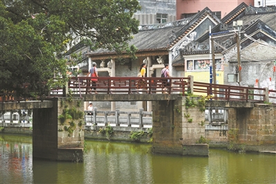 岭南水乡龙潭村 古桥古祠古书院