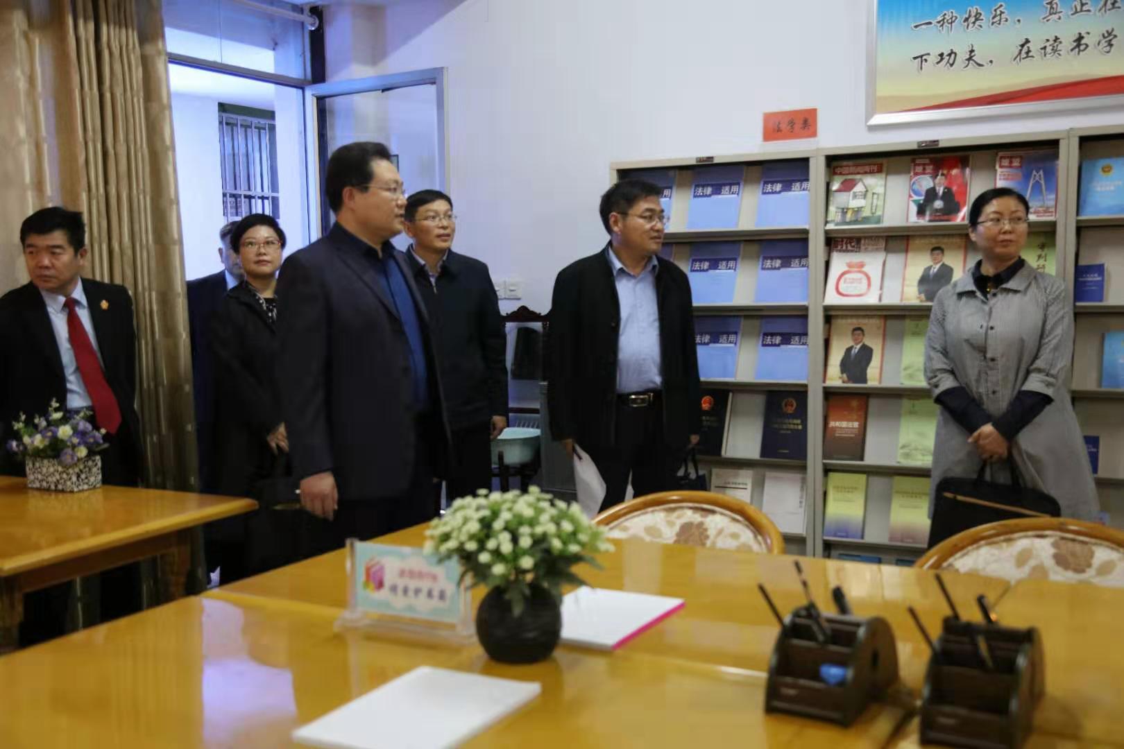 商丘梁园法院文明创建氛围浓厚受到验收组好评
