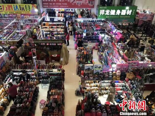 访白沟之变:从“地摊式叫卖”到“大数据卖全球”