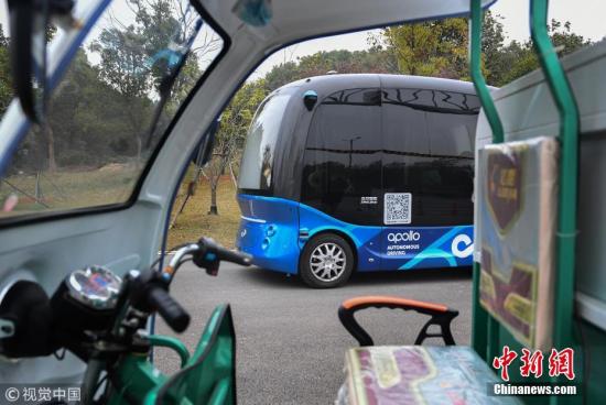 资料图:无人驾驶汽车。刘中灿 摄 图片来源:视觉中国