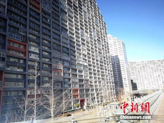 2018年12月,北京像素小区,楼房窗户密密麻麻。<a target='_blank' data-cke-saved-href='http://www.chinanews.com/' href='http://www.chinanews.com/' >中新网</a>记者邱宇摄