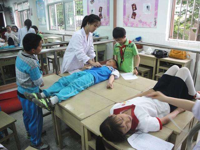    小女孩持续腹痛 也要警惕妇科病
