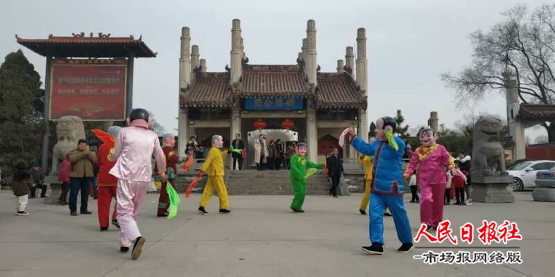  千年铁塔迎新春 志愿服务成亮点