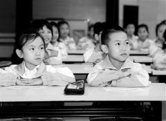     孩子上课选座位重要吗?家长：好同桌比好座位更重要