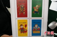  甘肃高校学子手绘本土文化漫画 创意产品推介家乡