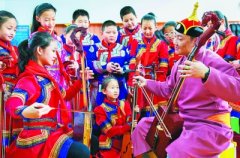  开设民族特色课程 弘扬传承民族文化