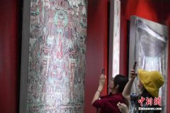 敦煌画派“纸上莫高窟”讲述千年敦煌之美