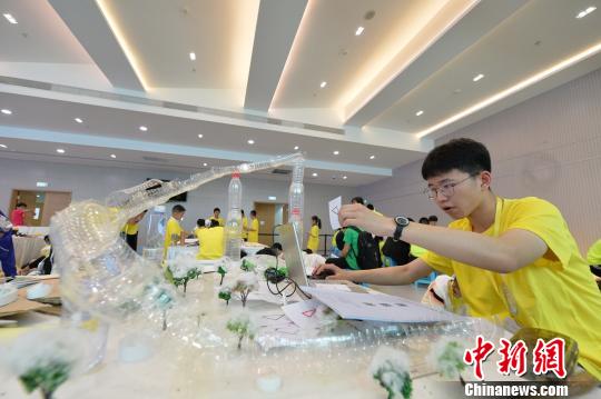 全国第三届中小学生创?造大赛的总决赛现场。主办方供图