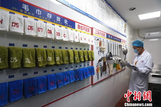 保障舌尖安全郑州4D厨房建设显成效