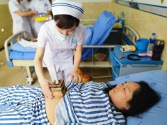 中医诊疗缓解伤痛 四川省中医院医疗队在长宁救治伤员