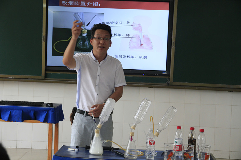 戴权_副本.jpg