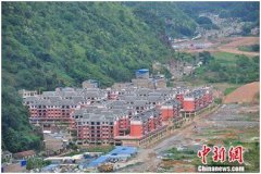 云南西畴：易地扶贫搬迁促脱贫 农户过上好日子