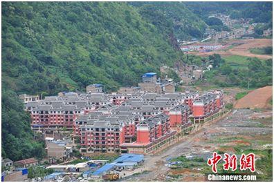 西畴县易地扶贫搬迁新兴社区集中安置点。<a target='_blank' data-cke-saved-href='http://www.chinanews.com/' href='http://www.chinanews.com/' >中新网</a>记者 陈海峰 摄