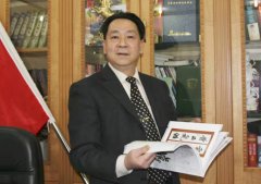 莫兆钦：不忘初心，潜心研制民族中医药