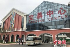 江苏睢宁：“小饰品”开辟脱贫增收“新天地”