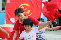 情暖童心，用爱为成长护航——南职院学子“三下乡”开展教育关爱系列活动