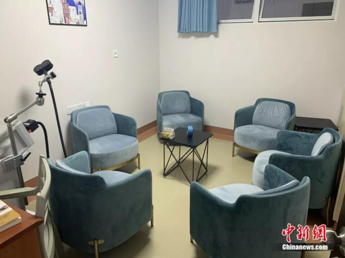 睡眠障碍治疗室。 <a target='_blank' data-cke-saved-href='http://www.chinanews.com/' href='http://www.chinanews.com/'>中新社</a> 李秋莹摄