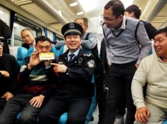 法制宣传暖旅途