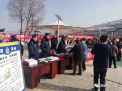 平安区公安局开展“四下乡”法制宣传活动