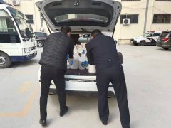 商丘市义工联、社会爱心人士向高速交警捐赠防疫物资