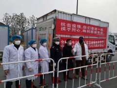  暖心!开封爱心企业免费送餐 防控人员吃上热乎饭