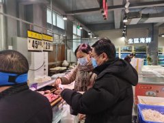  群防群控雪中坚守，疫情防控一刻不松